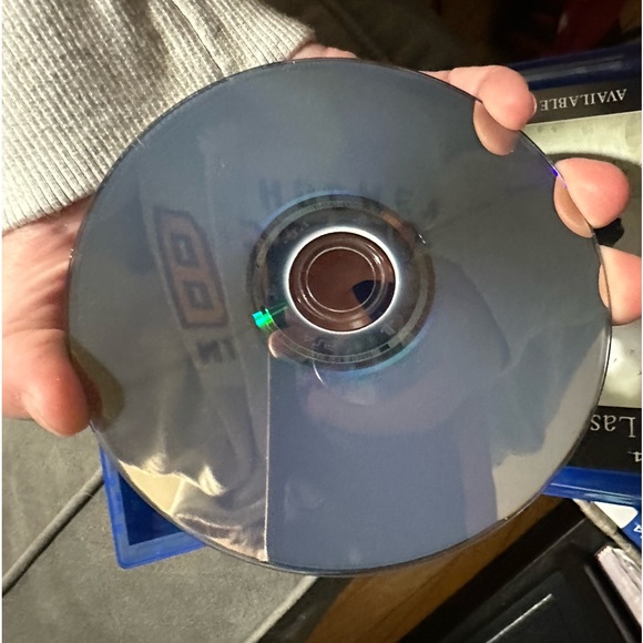 PS4 Game - Uncharted 4 - Picture 2 of 2